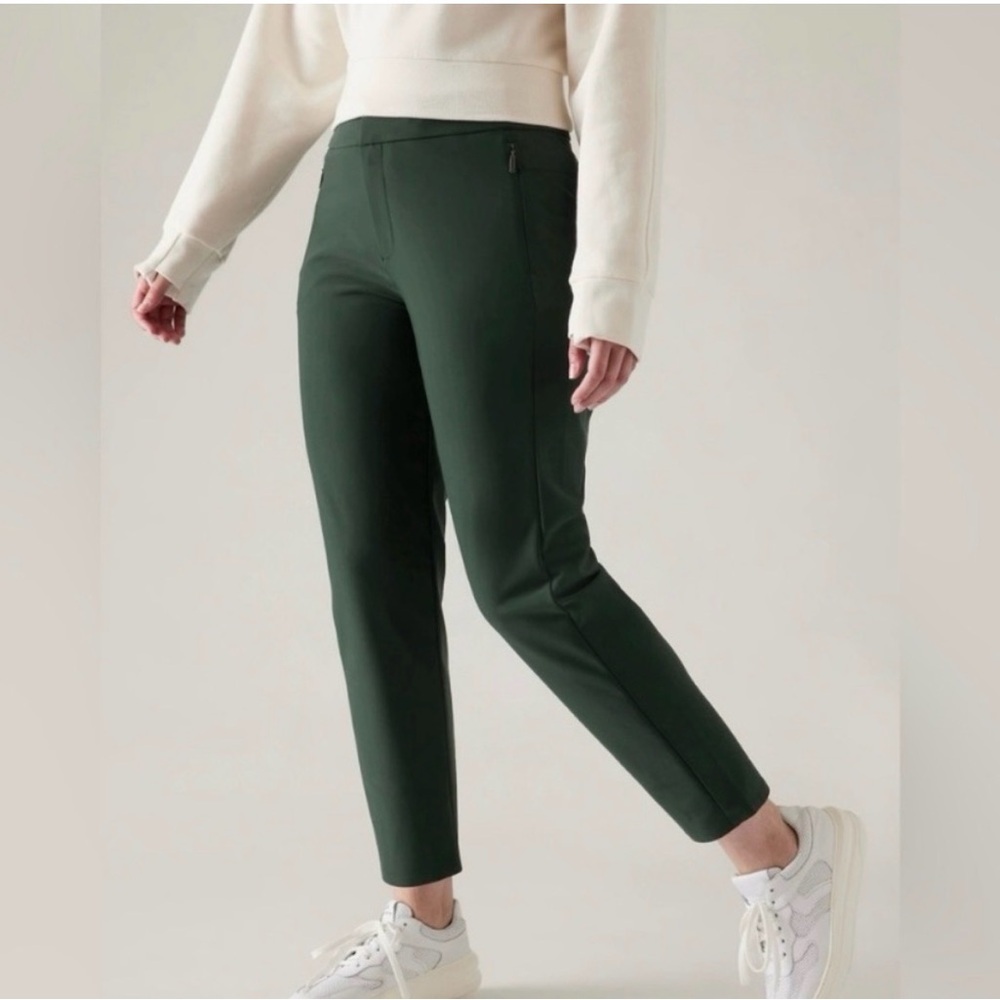 Athleta Green Stellar Trousers Pants Size 6 Travel Work From Home Casual Comfy